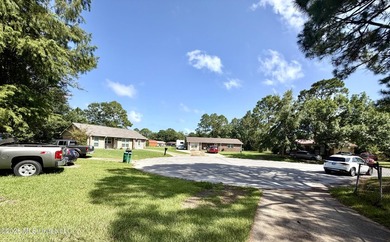 Investor Special ! Brick Home on a Slab. Your chance to do a - photo 18