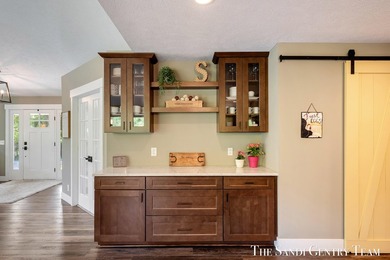Escape to your own private retreat with this exceptional - photo 19
