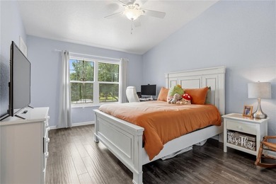 This immaculate 2 bedroom, 2.5 bathroom unit is now available in - photo 22