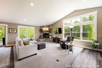Escape to your own private retreat with this exceptional - photo 23