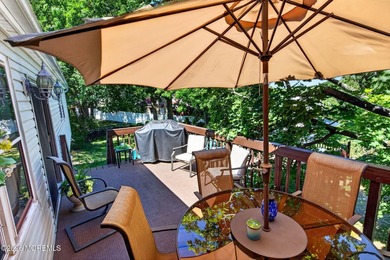 Set on a quiet, privacy-filled cul-de-sac, this beautifully - photo 25