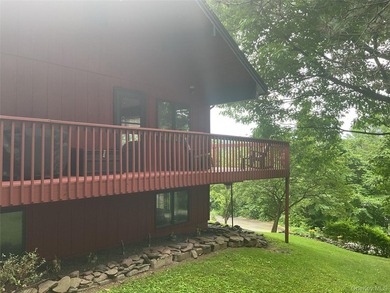 This well-maintained 3-bedroom, 1.5-bath split-level home offers - photo 9