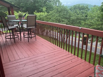 This well-maintained 3-bedroom, 1.5-bath split-level home offers - photo 10