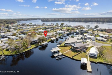 Lake Home For Sale in Welaka, Florida