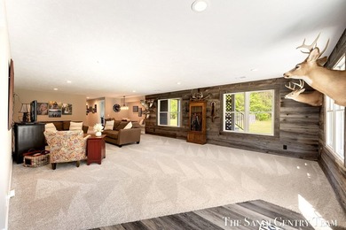 Escape to your own private retreat with this exceptional - photo 42