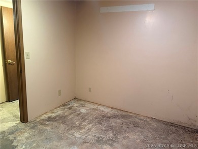 Property offered in as-present condition-an outstanding - photo 28
