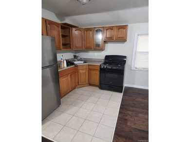 Opportunity to own a legal 2-family home in Queens, NY, offering - photo 1