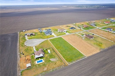 Build your dream home on this beautiful 1+ acre lot, nestled in - photo 2