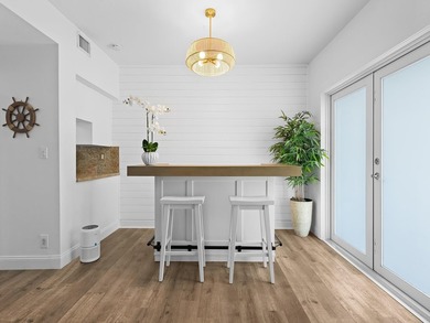 Beautifully renovated waterfront residence in prestigious Rio - photo 11