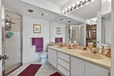 TOTALLY TURNKEY 4TH FLOOR PENTHOUSE, 2 BEDROOM/2 BATH CONDO WITH - photo 13