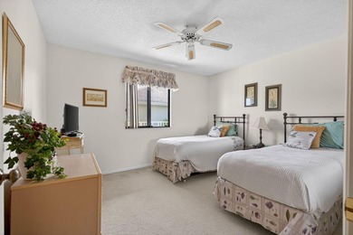 TOTALLY TURNKEY 4TH FLOOR PENTHOUSE, 2 BEDROOM/2 BATH CONDO WITH - photo 17