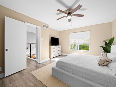Beautifully renovated waterfront residence in prestigious Rio - photo 19