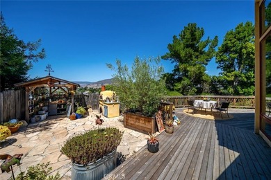 Maison du Soleil-perched in the highly desirable Royal Heights - photo 24