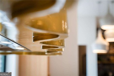 Crafted as a true statement piece, this extraordinary custom - photo 27