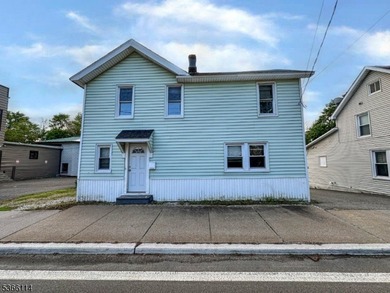 Wanaque Reservoir Home Sale Pending in Wanaque Boro New Jersey