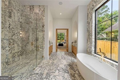 Crafted as a true statement piece, this extraordinary custom - photo 42