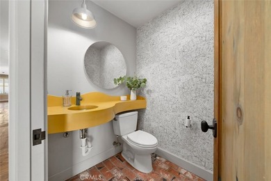 Maison du Soleil-perched in the highly desirable Royal Heights - photo 46