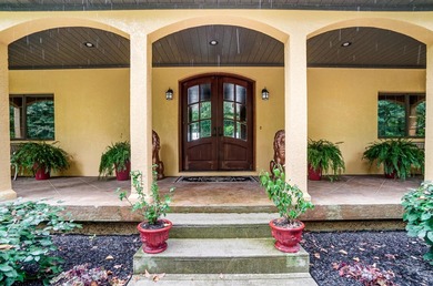 STUNNING AND SECLUDED, this Tuscan/Mediterranean inspired villa - photo 11