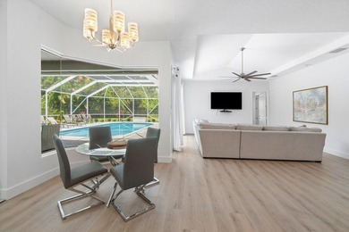 Beautiful, completely renovated,single family home in the quaint - photo 12