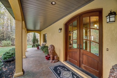 STUNNING AND SECLUDED, this Tuscan/Mediterranean inspired villa - photo 13