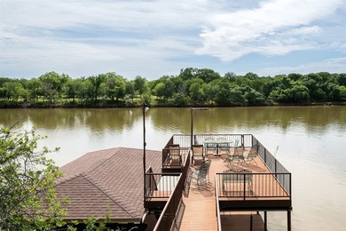 Welcome to an exceptional riverfront estate located in the - photo 18