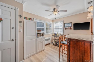 NASSAU SHORES! NO FLOOD! 3746 sqft updated 7 bedroom, 4.5 bath - photo 23