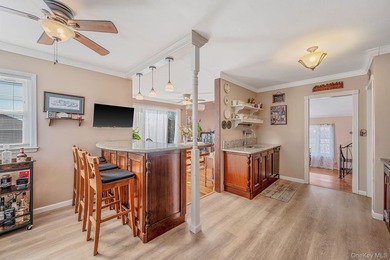 NASSAU SHORES! NO FLOOD! 3746 sqft updated 7 bedroom, 4.5 bath - photo 24