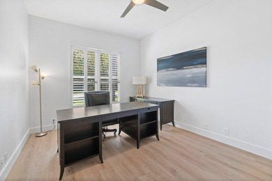 Beautiful, completely renovated,single family home in the quaint - photo 25