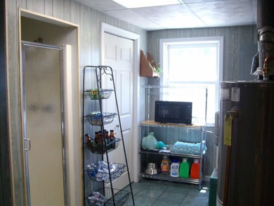 Spacious and well maintained 2 bedroom ranch sitting on a large - photo 30