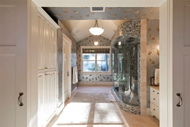 Privately gated on 3.81 acres of coveted Finley Point, this - photo 33