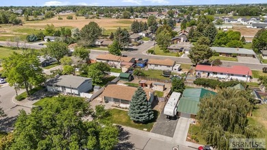 Great home that has been well taken car of. With 4 Bedrooms, 2 - photo 35