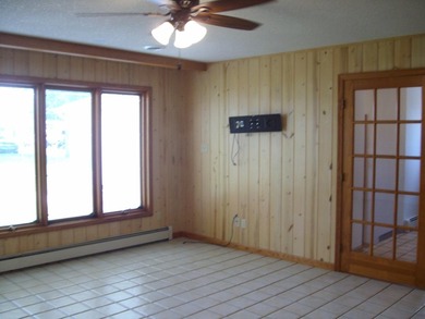 Spacious and well maintained 2 bedroom ranch sitting on a large - photo 41