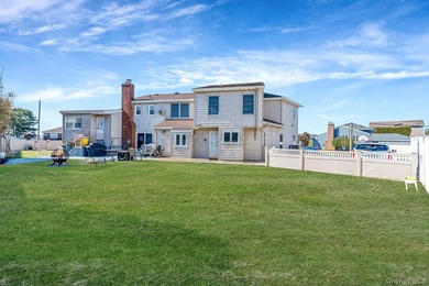 NASSAU SHORES! NO FLOOD! 3746 sqft updated 7 bedroom, 4.5 bath - photo 42