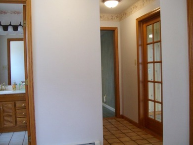 Spacious and well maintained 2 bedroom ranch sitting on a large - photo 42