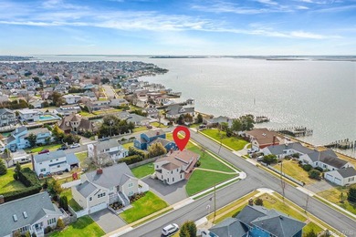 NASSAU SHORES! NO FLOOD! 3746 sqft updated 7 bedroom, 4.5 bath - photo 44