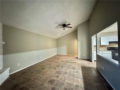 Income-Producing Corpus Christi Duplex | Active Leases in place| - photo 5