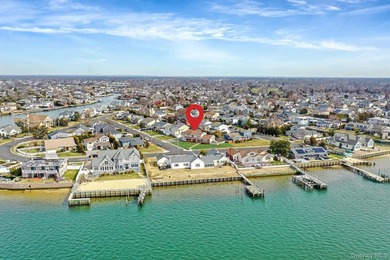 NASSAU SHORES! NO FLOOD! 3746 sqft updated 7 bedroom, 4.5 bath - photo 45