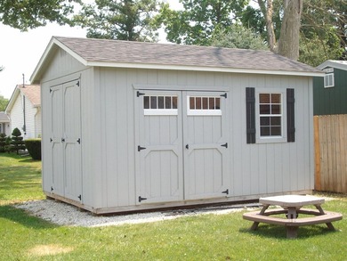Spacious and well maintained 2 bedroom ranch sitting on a large - photo 50
