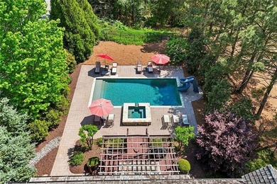 REDUCED 15K!!! *SELLER TO CONTRIBUTE $5,000 TOWARDS PURCHASER'S - photo 4