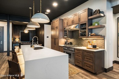 Spanning 2,950 sq. ft., this luxurious 4-bedroom, 4-bathroom - photo 14