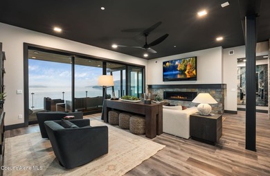 Spanning 2,950 sq. ft., this luxurious 4-bedroom, 4-bathroom - photo 17