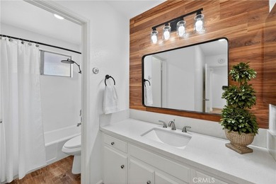 Welcome to this beautifully updated single-level one-bedroom - photo 19