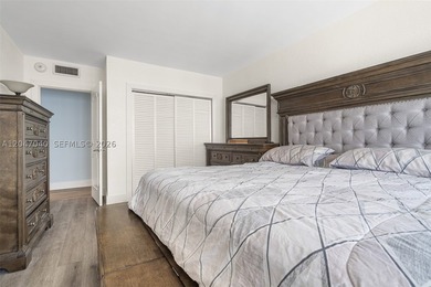Wake up every morning to endless, panoramic ocean views from - photo 22