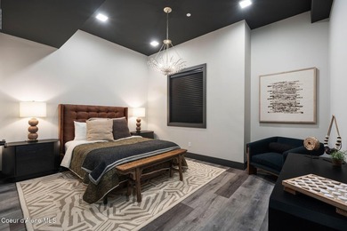 Spanning 2,950 sq. ft., this luxurious 4-bedroom, 4-bathroom - photo 23