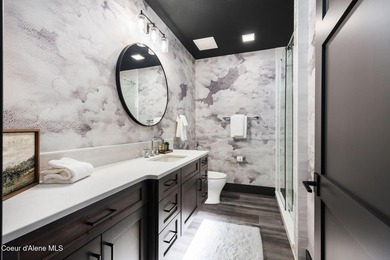 Spanning 2,950 sq. ft., this luxurious 4-bedroom, 4-bathroom - photo 29