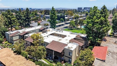 Welcome to this beautifully updated single-level one-bedroom - photo 35