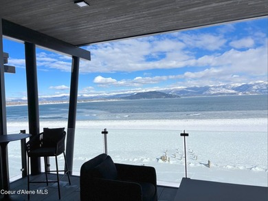 Spanning 2,950 sq. ft., this luxurious 4-bedroom, 4-bathroom - photo 40