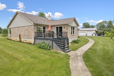 Welcome to your dream retreat! This beautiful home on 32+ acres - photo 4