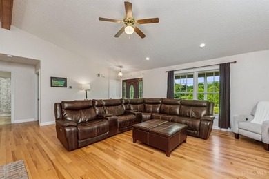 Welcome to your dream retreat! This beautiful home on 32+ acres - photo 7