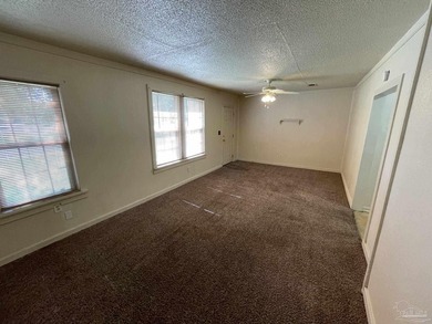 Take a look at this great investment opportunity! These two - photo 3